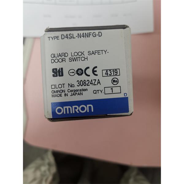 OMRON歐姆龍 光纖放大器E3NX-CA21 2M