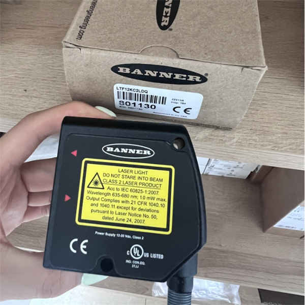 BANNER邦納全能型光電QS18傳感器QS18EK6EVQ8